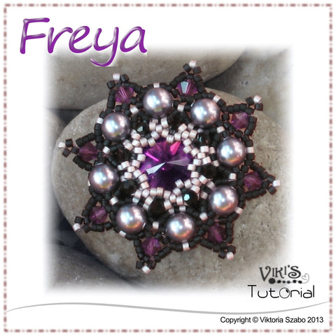 Freya - Crystal Pendant with Peyote Bezel